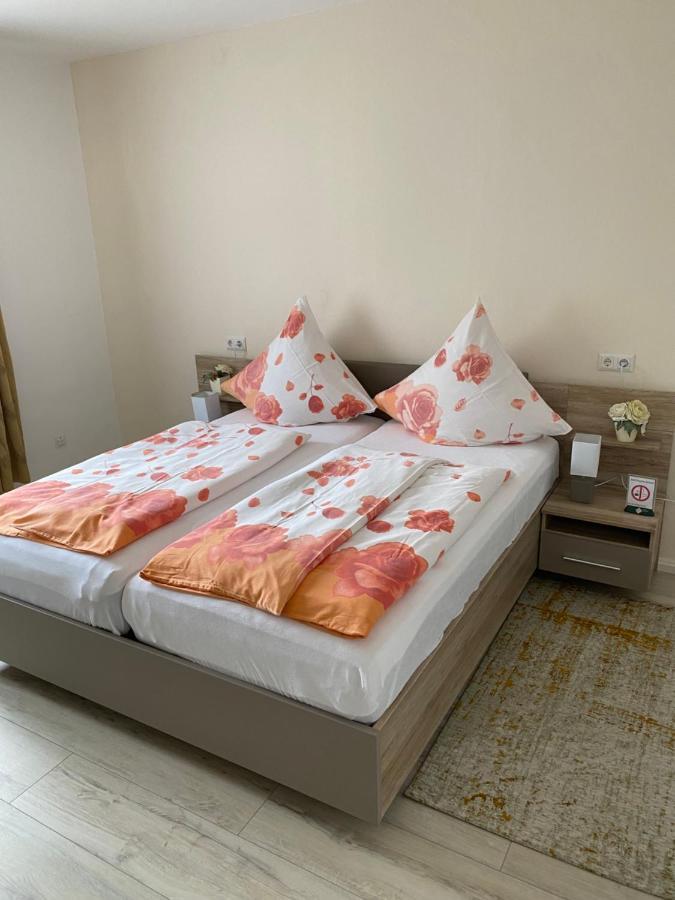 Hotel Slavia Betzdorf Ngoại thất bức ảnh