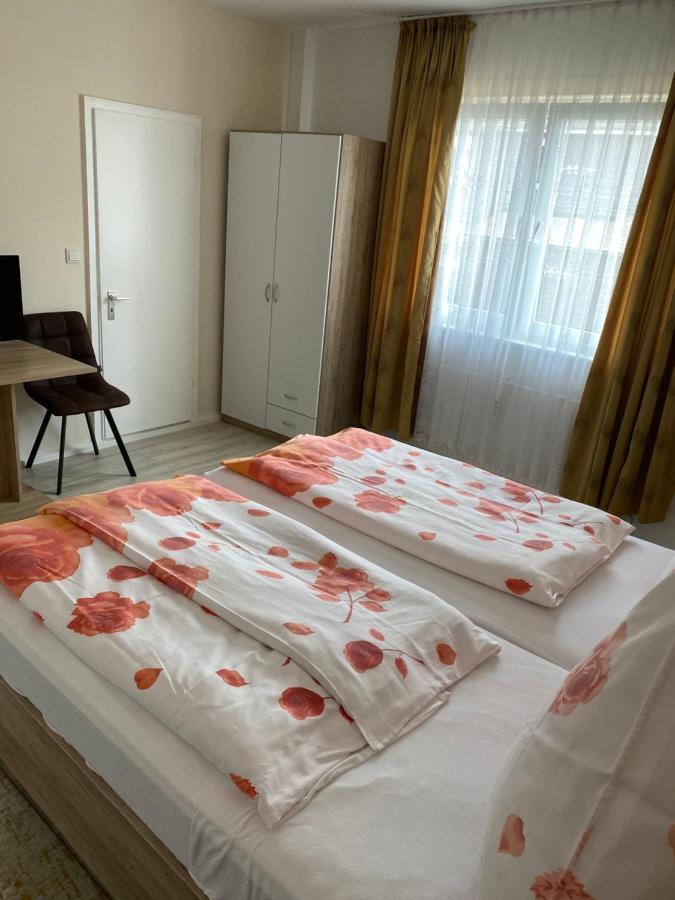 Hotel Slavia Betzdorf Ngoại thất bức ảnh